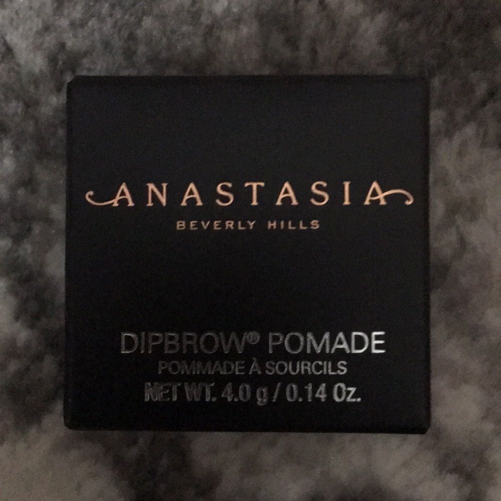 Anastasia Dipbrow Pomade